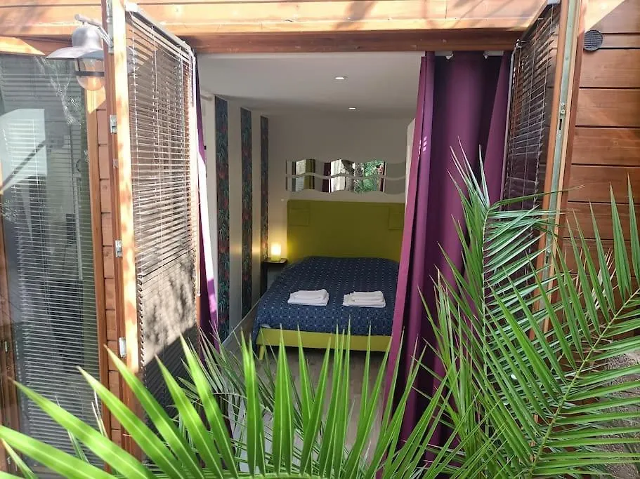 Appartement Studio Jacuzzi Prive A 8 Min A Pied De La Plage à La Ciotat