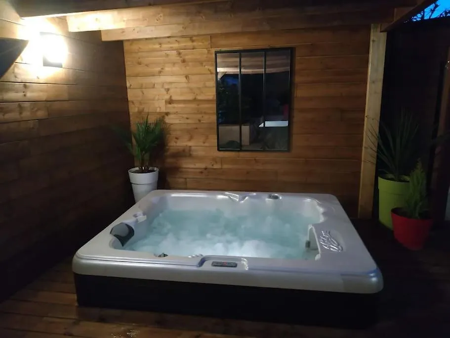 Studio Jacuzzi Prive A 8 Min A Pied De La Plage Lägenhet La Ciotat